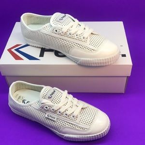 Feiyue Womenś Chambray Leather Sneaker Size 7